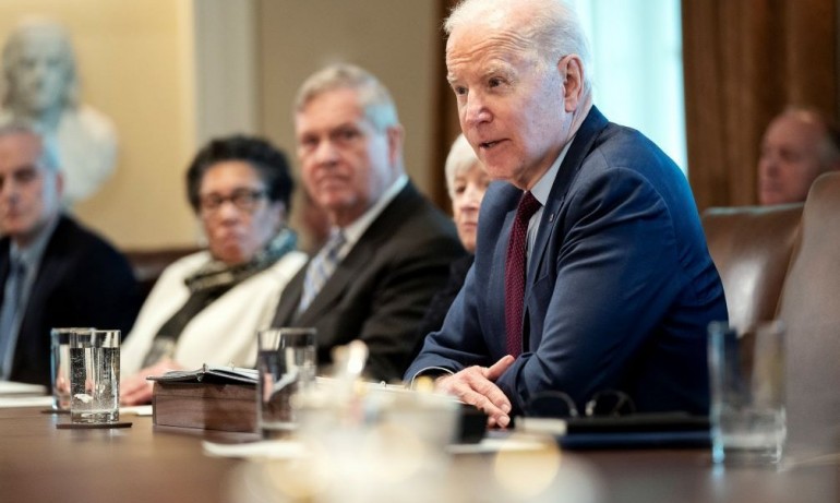 САЩ налагат санкции на Песков и още 7 богати руснаци - Tribune.bg