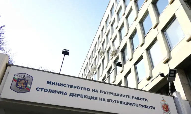 Арест на адвокатски сътрудник - придобил 8 апартамента в София чрез измама - Tribune.bg