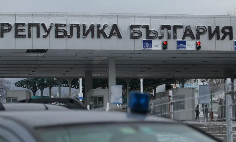 Забраняват влизането в България на граждани от рискови държави - Tribune.bg