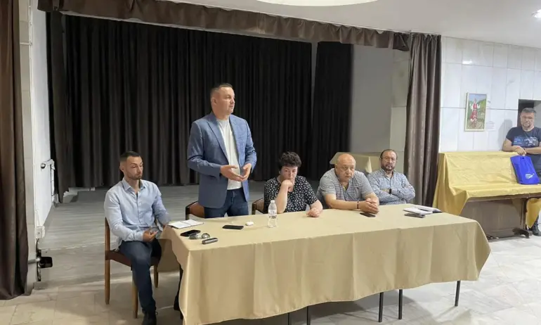 Кралев: Асен Василев няма планове да живее тук, животът и бъдещето му не са свързани с България - Tribune.bg