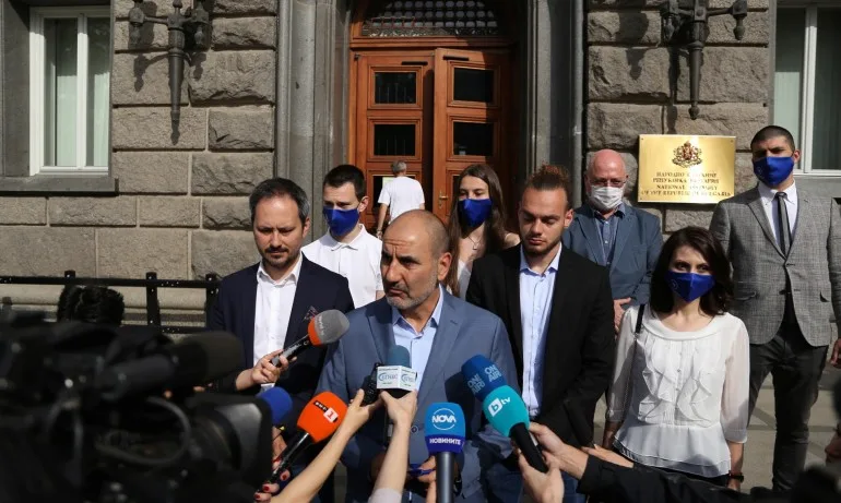 Републиканци за България, Българско лято и ИТН внесоха документи в ЦИК - Tribune.bg