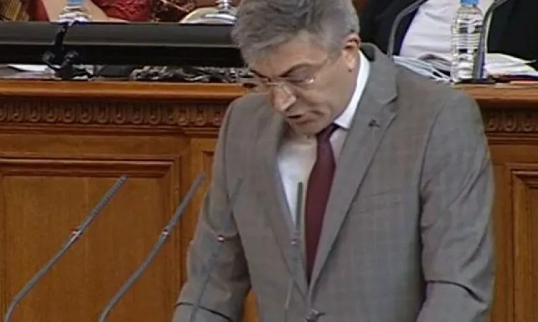 Мустафа Карадайъ към ДБ: Вие сте потомци на комунистическата номенклатура, с един файтон хора овладяхте държавата - Tribune.bg