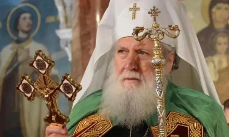 Молебен за здравето на Патриарх Неофит се проведе в параклиса на Богословския факултет на Софийския университет - Tribune.bg