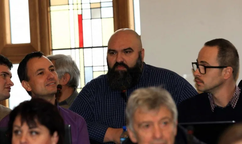 Венци Мицов: Протеста има своето напълно логично основание, но не виждам някак себе си в него - Tribune.bg