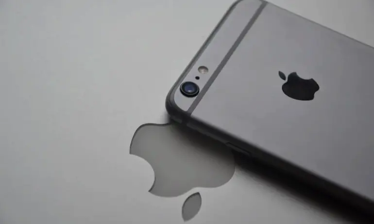 Обратен завой: Apple спира проекта си за самоуправляващи се електромобили - Tribune.bg