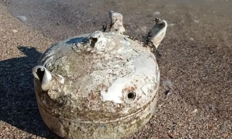 Балон се оказа металният предмет, взет за мина край Балчик - Tribune.bg