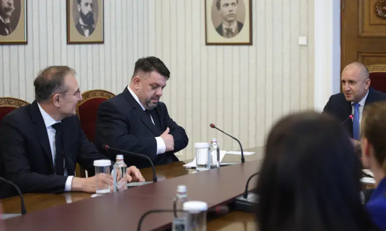 БСП след консултациите при президента: Няма да подкрепим кабинет с първия и втория мандат - (ВИДЕО/ОБНОВЕНА) - Tribune.bg