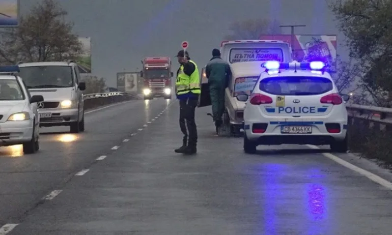 Силистренци на протест срещу намерение на общината да пусне тежкотоварен трафик през жилищни квартали - Tribune.bg