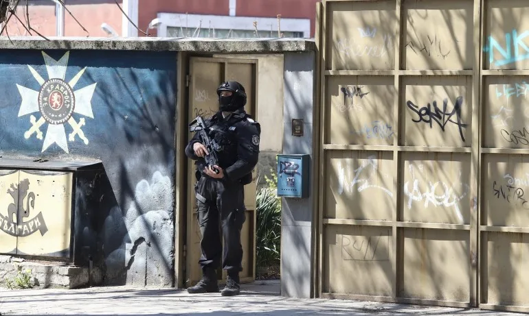 Повдигат обвинения на задържаните за побоя над журналиста Слави Ангелов - Tribune.bg