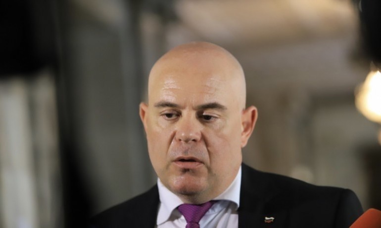 Иван Гешев: Очаквам да ми поискат оставката и за глобалното затопляне - Tribune.bg