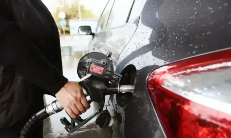 Метанът поевтиня рязко – от 5,54 на 6, 88 лева, задминахме обещанията от Киро, Асен и Лена - Tribune.bg