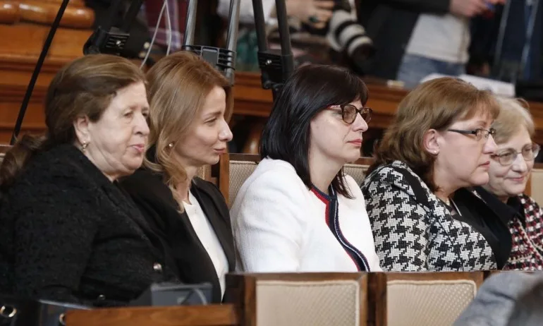 Парламентът избра новото ръководство на ЦИК - Tribune.bg