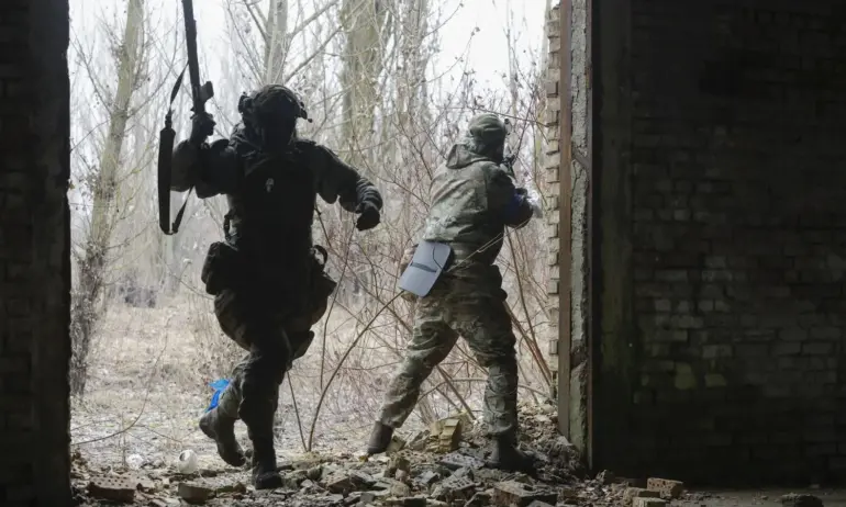 Бомбен атентат срещу автомобил на Украинската доброволческа армия (УДА) край