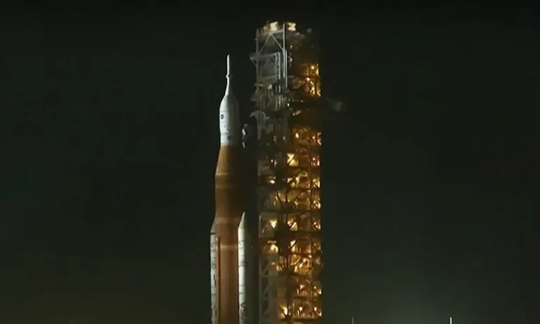 След 53 години: НАСА се готви за изстрелване на ракетата Артемис 2 до Луната - Tribune.bg