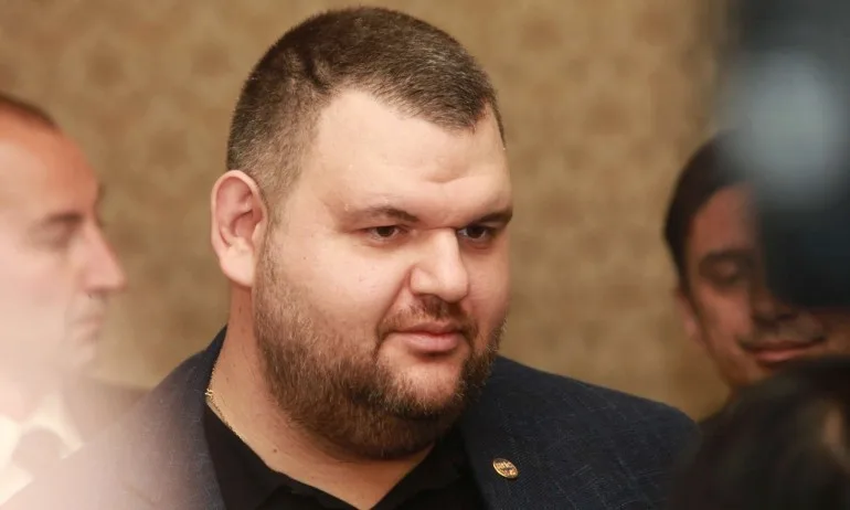 Пеевски е един от най-големите дарители на болница Пирогов - Tribune.bg