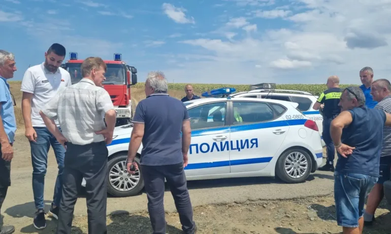 Взрив и пожар в оръжейни складове на Емилиян Гебрев край Карнобат - Tribune.bg