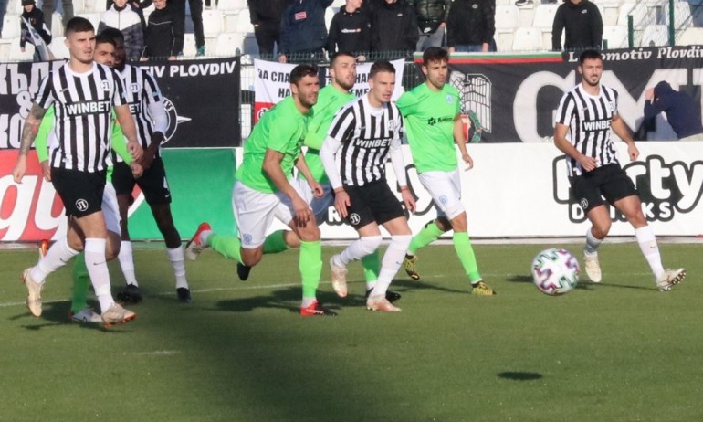 Черно море и Локомотив не се победиха в Пловдив - Tribune.bg