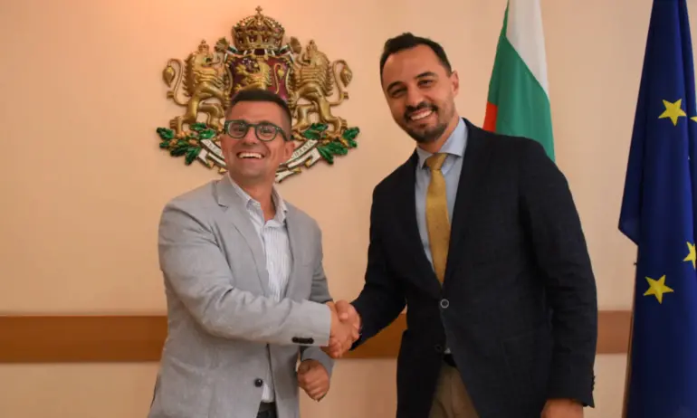 Министерство на икономиката подкрепя инициатива за връщането на българи от чужбина - Tribune.bg