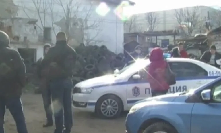 Опасни вещества: Откриха цианиди и червен живак в бивш военен завод във Враца - Tribune.bg