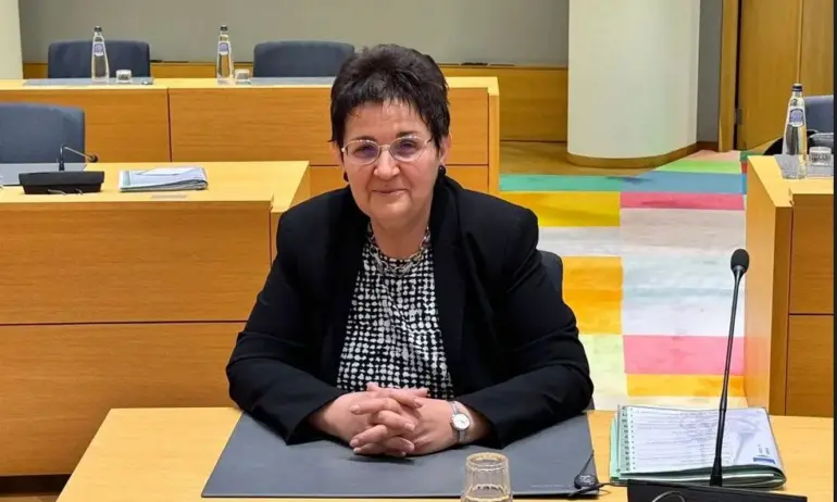 Вицепремиерът Людмила Петкова ще оглави Националния съвет за хората с увреждания - Tribune.bg