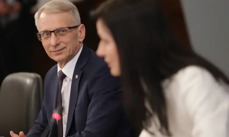 Кабинетът Денков отчита в петък свършеното за последните 9 месеца - Tribune.bg