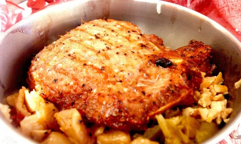 МТСП препоръча услугата топъл обяд да се разнася по домовете - Tribune.bg