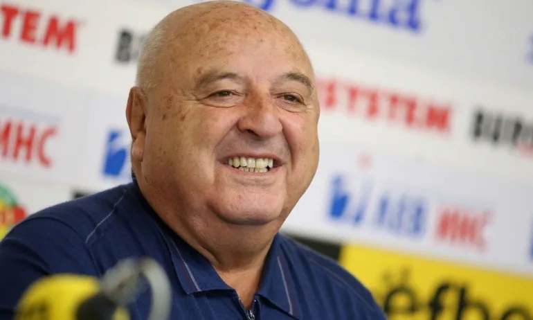 Венци Стефанов: На тези тримата не бих дал и кучето да ми разхождат - Tribune.bg