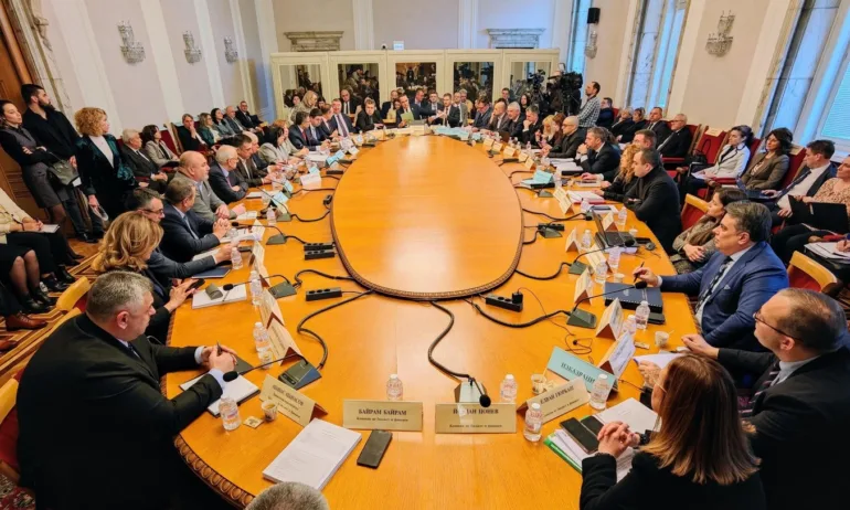 Бюджетна комисия прие на първо четене финансите за 2025 година - Tribune.bg