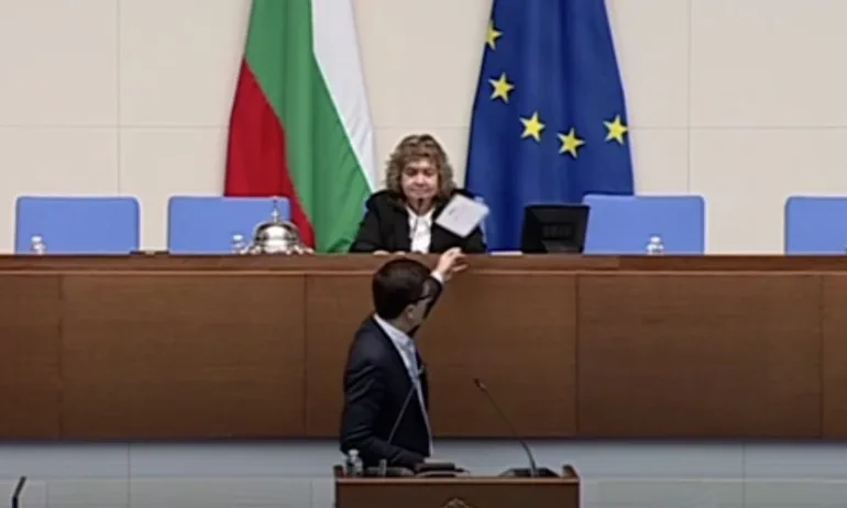 Няма по-лицемерна и по-нагла прослойка от т. нар. демократична общност - Tribune.bg