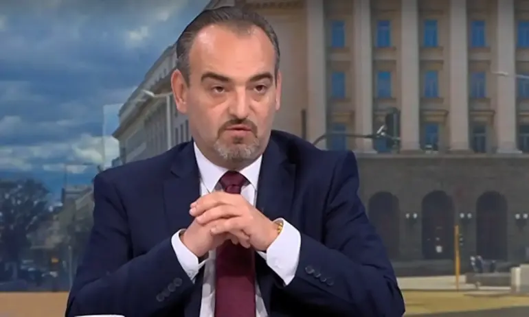 Добри Митрев: Политици имаме много, държавници – малко - Tribune.bg