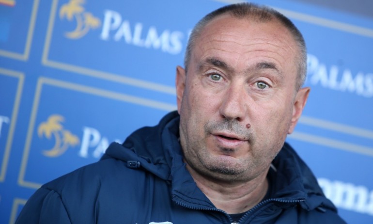 Дълг от 10 000 долара вбесил Мъри Стоилов - Tribune.bg