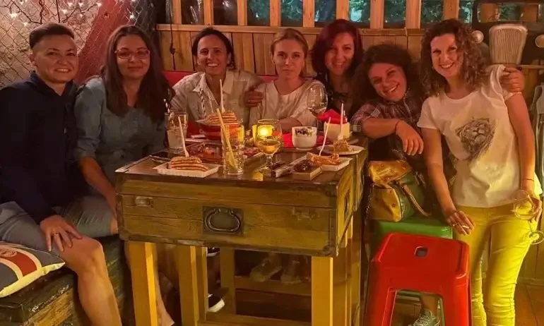 Предозиране: Одобряват ли богините свалянето на новини от политически лидери? - Tribune.bg