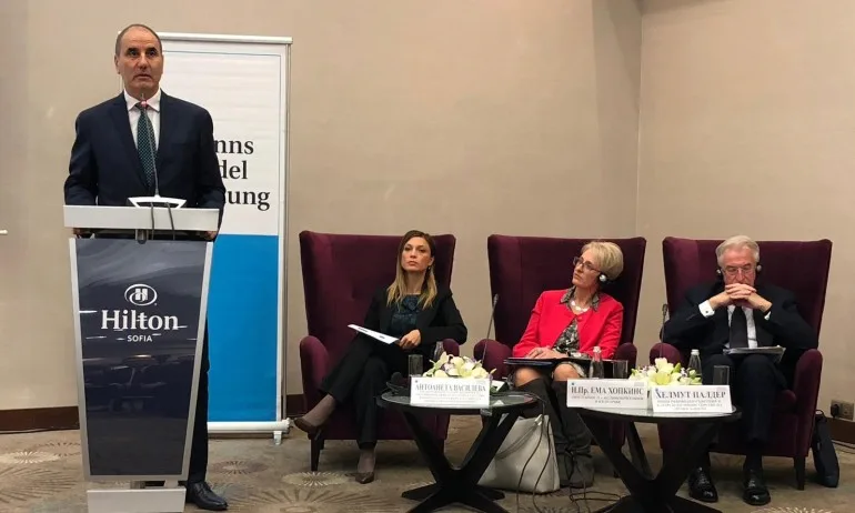 Цветанов: Трябва да изградим ефективна превенция срещу модерното робство (ВИДЕО) - Tribune.bg