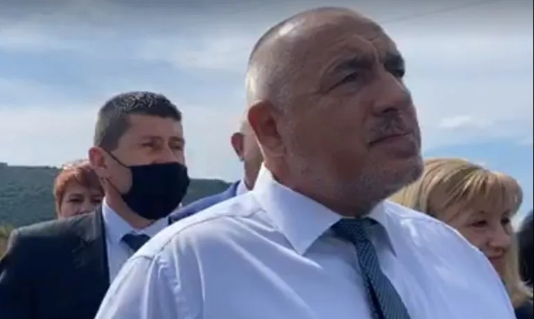 Борисов инспектира пътя между Мездра и Ботевград - Tribune.bg