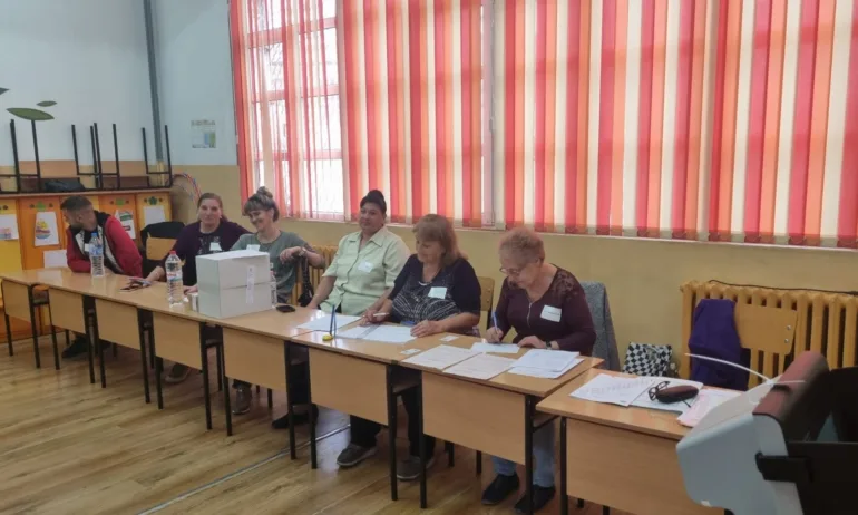 На предстоящите избори: Членовете на РИК и СИК ще получат по-високи възнаграждения - Tribune.bg