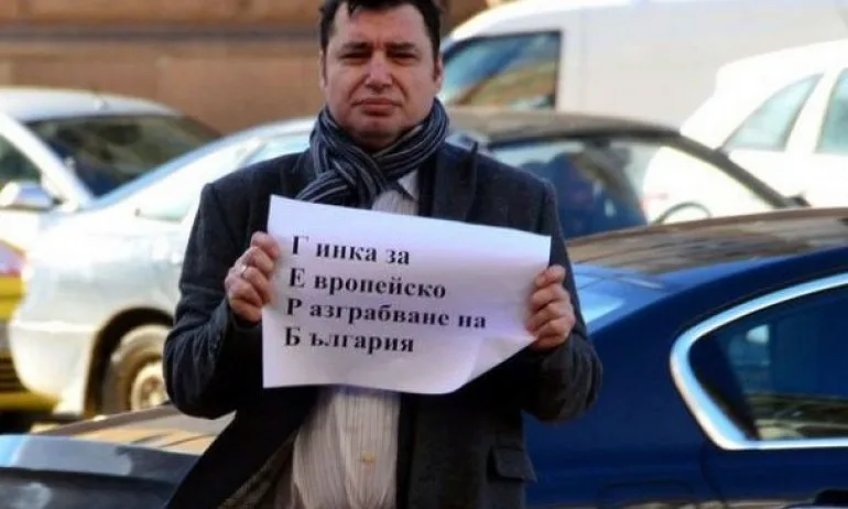 Журналист: Защо водачите на БСП вместо Бузлуджа чувстват Англия като втори дом? - Tribune.bg