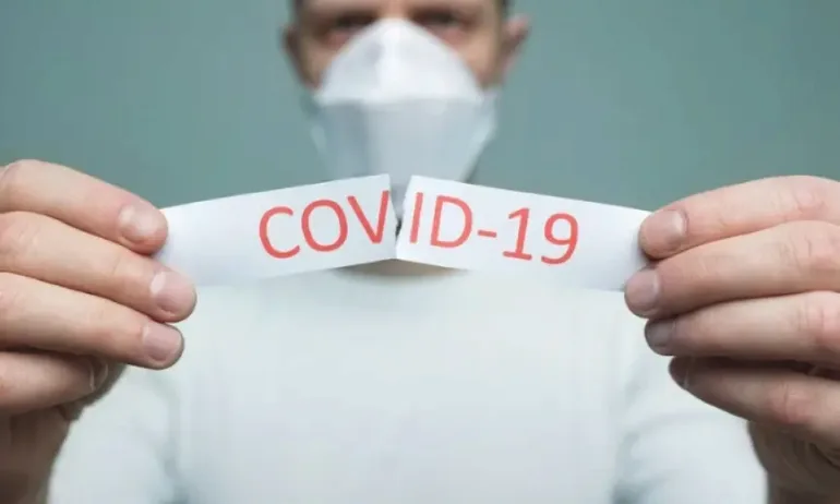 Връщат маските в болници, аптеки и градския транспорт в Плевенска област - Tribune.bg