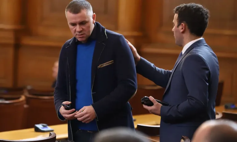 Не е хубаво депутатът Христо Петров да заблуждава хората - Tribune.bg