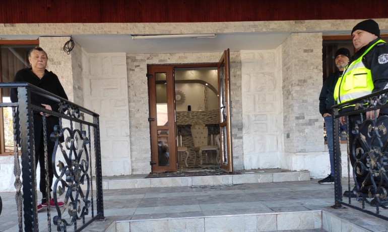 Акции срещу купуването на гласове в Русе и Бургас, има задържани - Tribune.bg