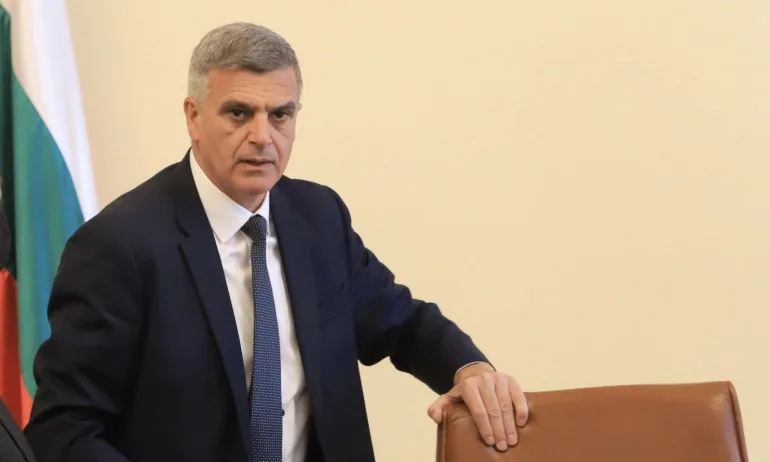 Служебният премиер вика на среща шефовете на службите, които са в отпуск - Tribune.bg