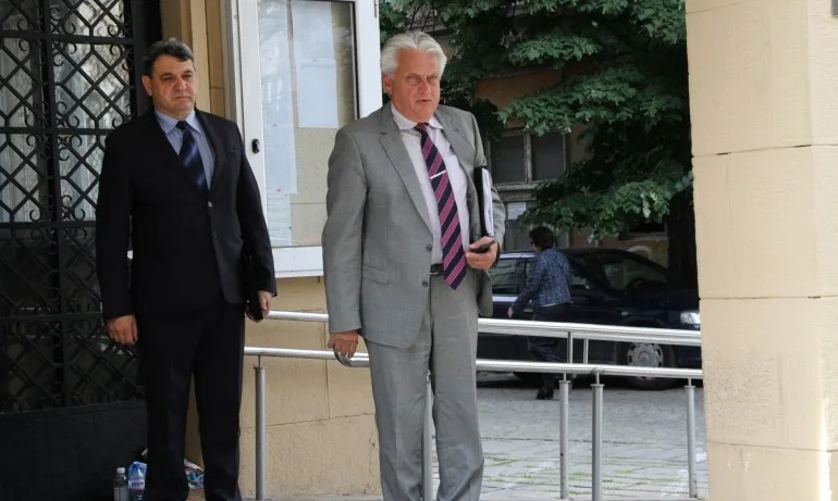 Breaking.bg: Защо Рашков е без достъп до тайни? - Tribune.bg