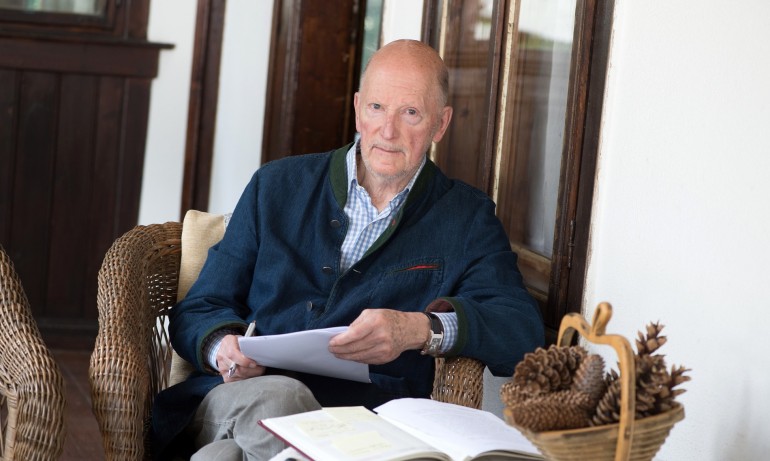 Внукът на Симеон II ще носи титлата Пазител на Короната, а не цар - Tribune.bg