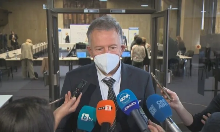 Кацаров: Ако заболелите се увеличат, може да се наложат допълнителни мерки - Tribune.bg