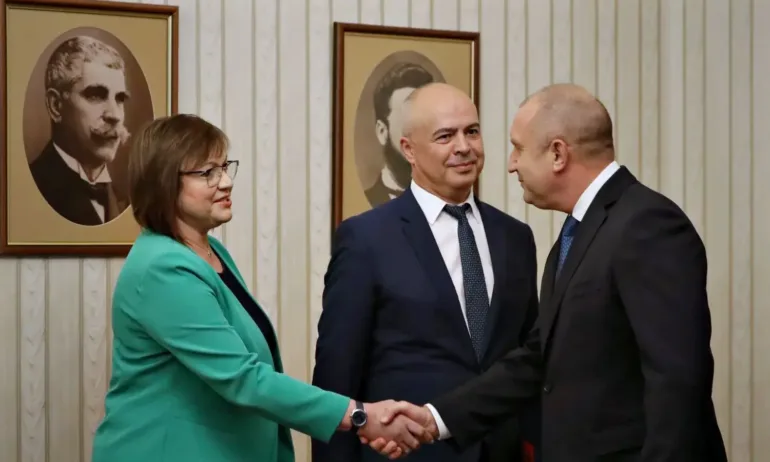 Нинова бълнува реванш, от жегата е - Tribune.bg