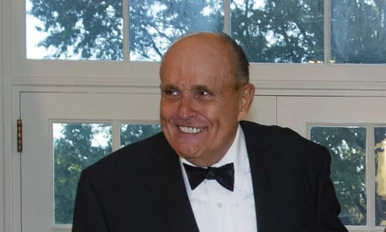 Рудолф Джулиани: Не бъдете смешни! Телевизиите не определят резултата от изборите. Съдилищата го правят - Tribune.bg