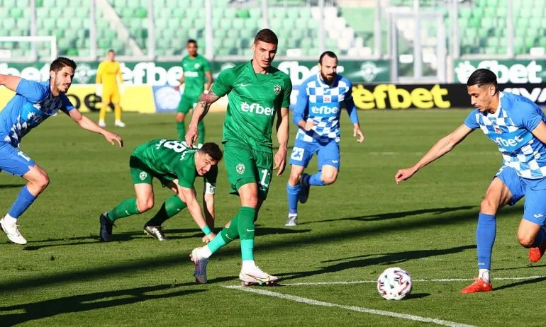 Гол от дузпа донесе домакинската победа на Лудогорец срещу Монтана - Tribune.bg