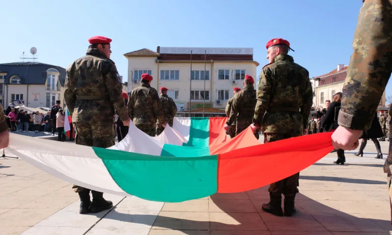 България чества Националния празник Трети март - Tribune.bg