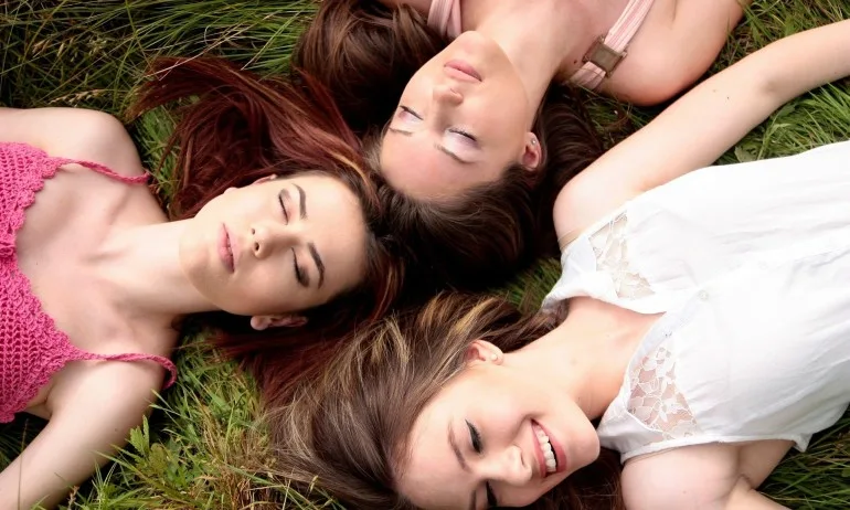 Кармични връзки - Tribune.bg