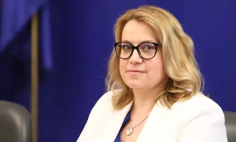 Деница Златева: Договорите за газ на предишните управляващи са правени с имейли - Tribune.bg