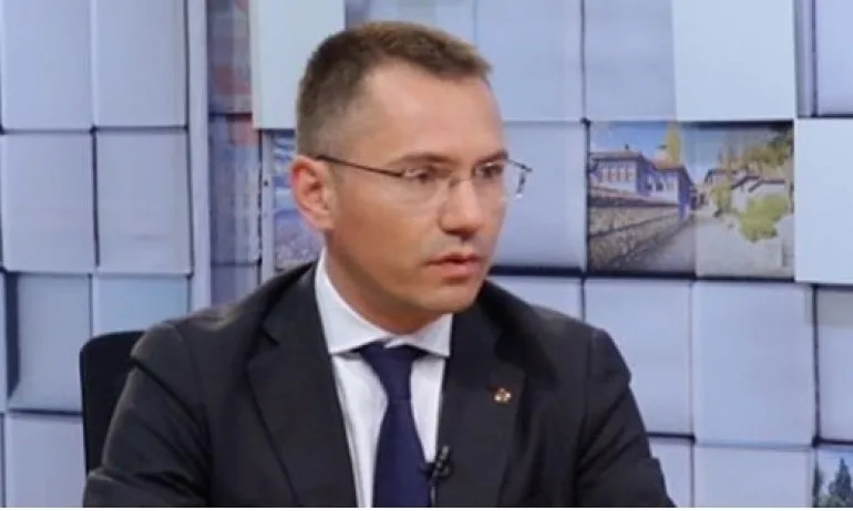 Джамбазки: Нормално е хората да ги интересуват доходите и да пречупват европейските избори през тази призма - Tribune.bg